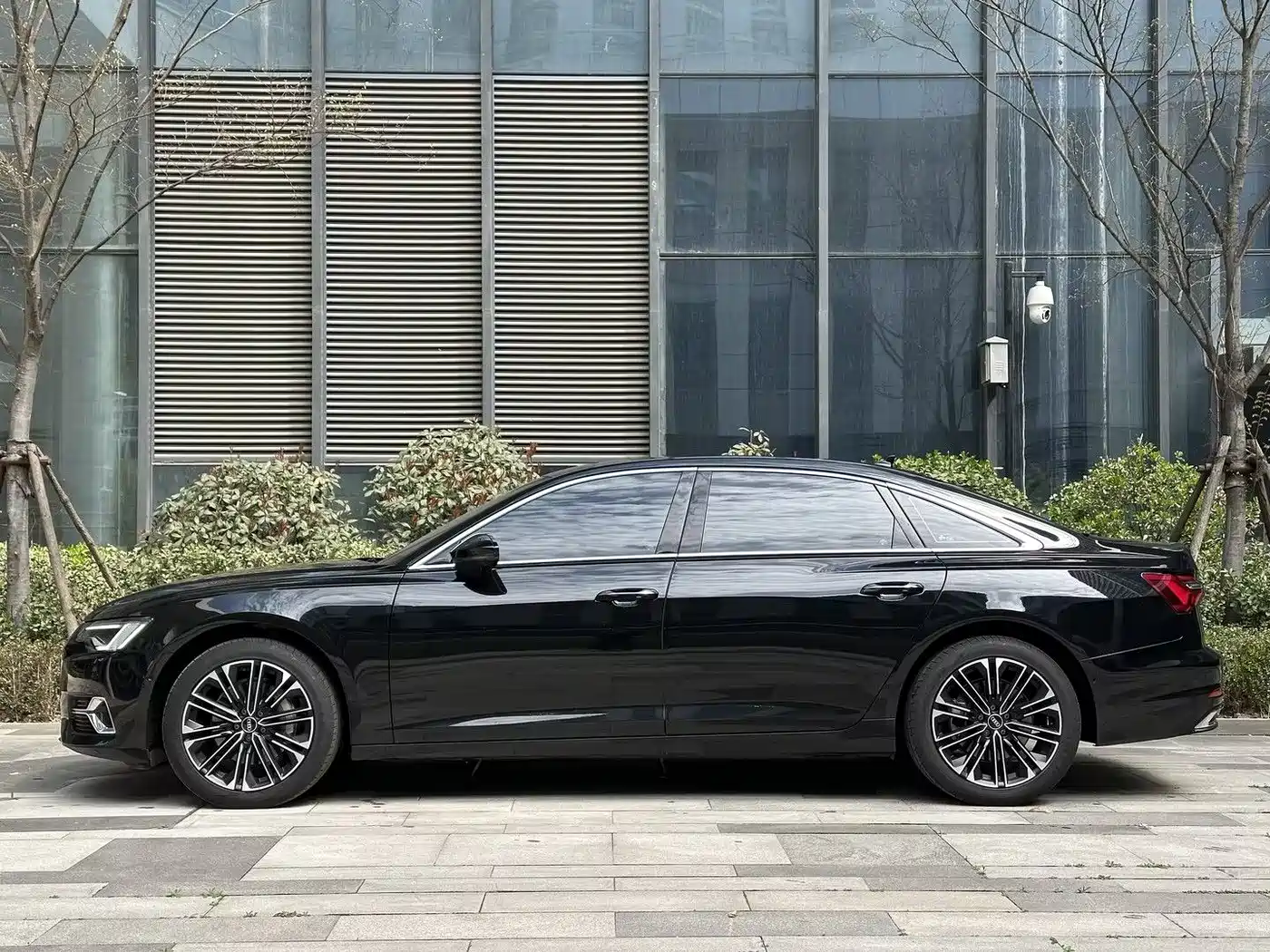 Audi A6L 2024 45 TFSI quattro Premium Elegance фото 8
