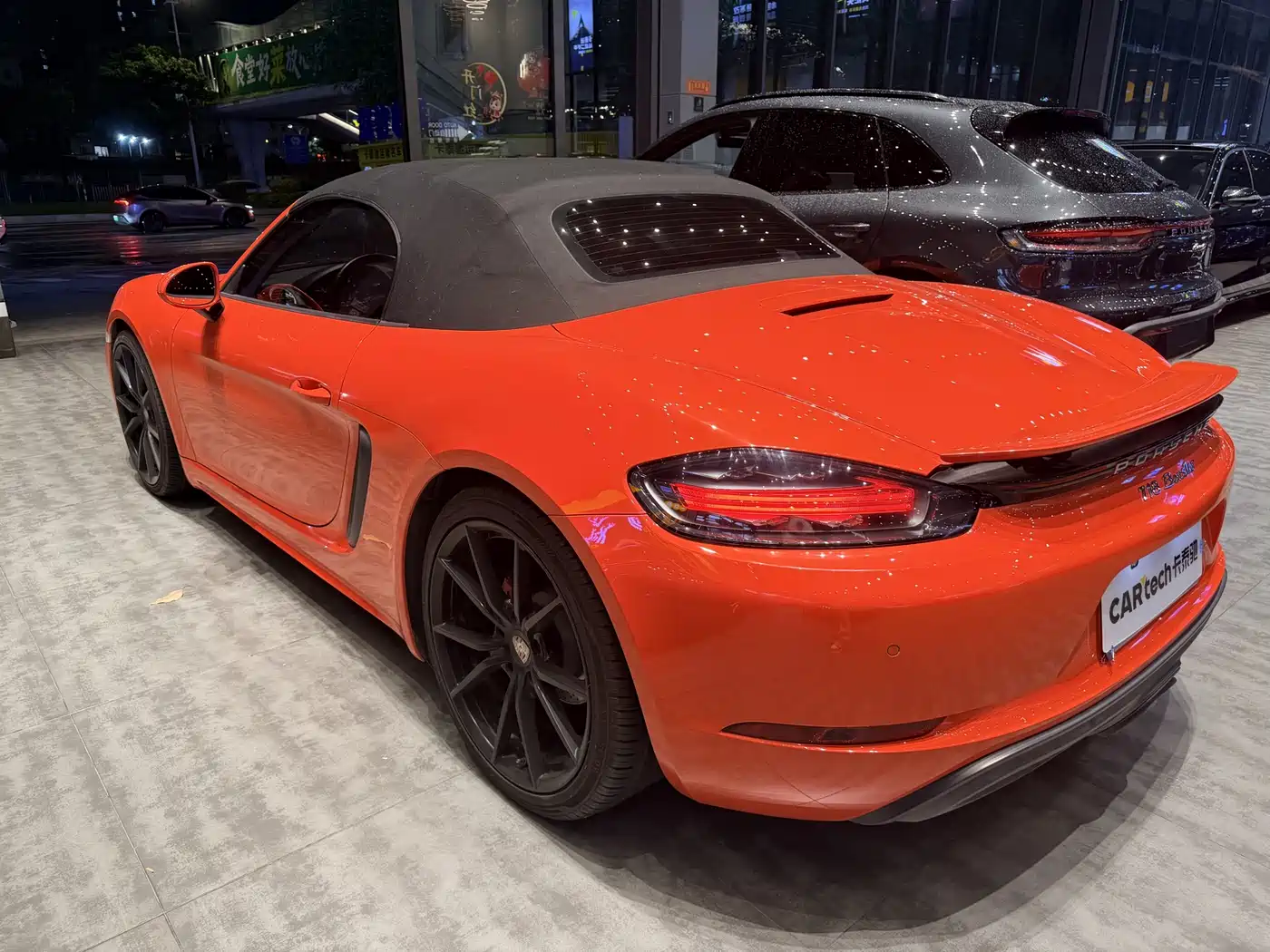 Porsche 718 2018 Boxster 2.0T фото 5
