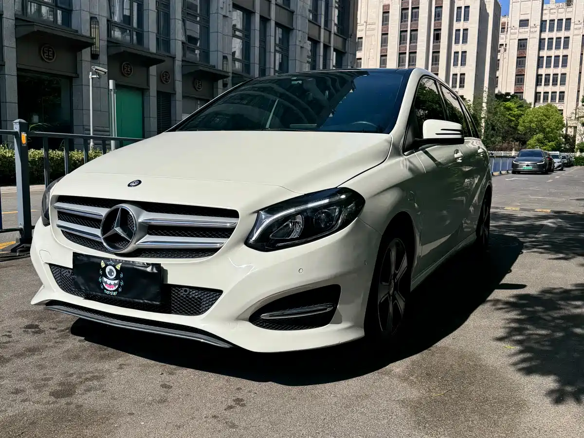 Mercedes-Benz B-Class 2017 B 200 Dynamic