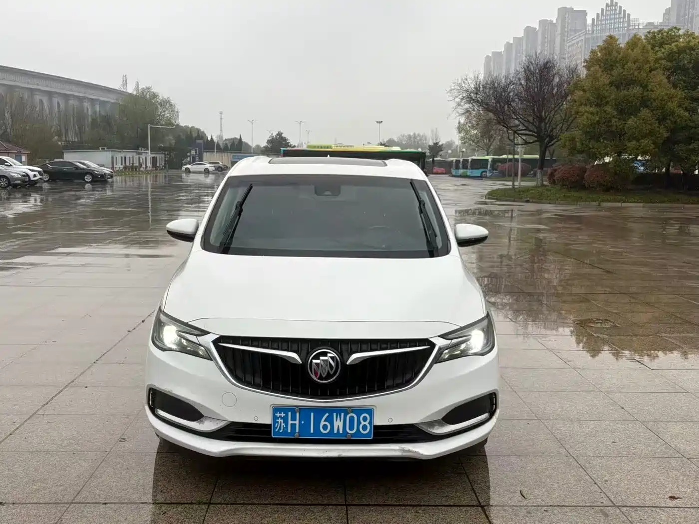 BUICK GL6