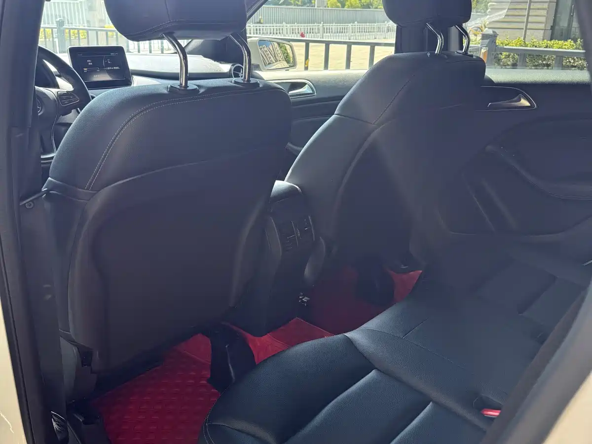 Mercedes-Benz B-Class 2017 B 200 Dynamic фото 9