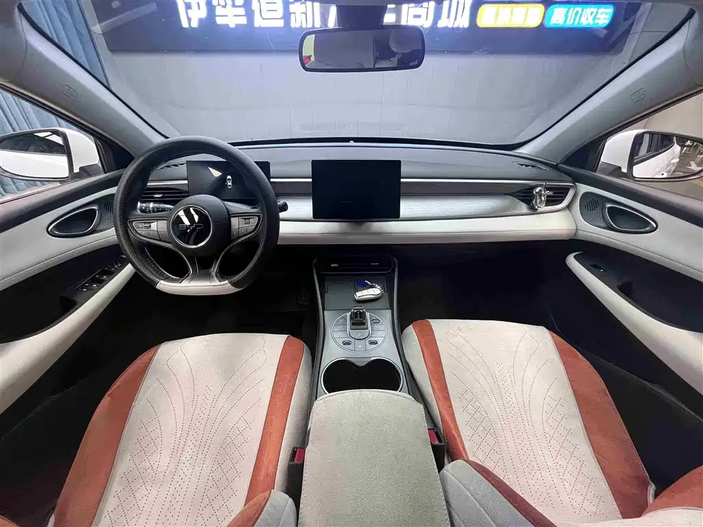 BYD Hai Bao 05 DM-i 2025 DM-i Smart Drive Edition 55KM Luxury фото 5