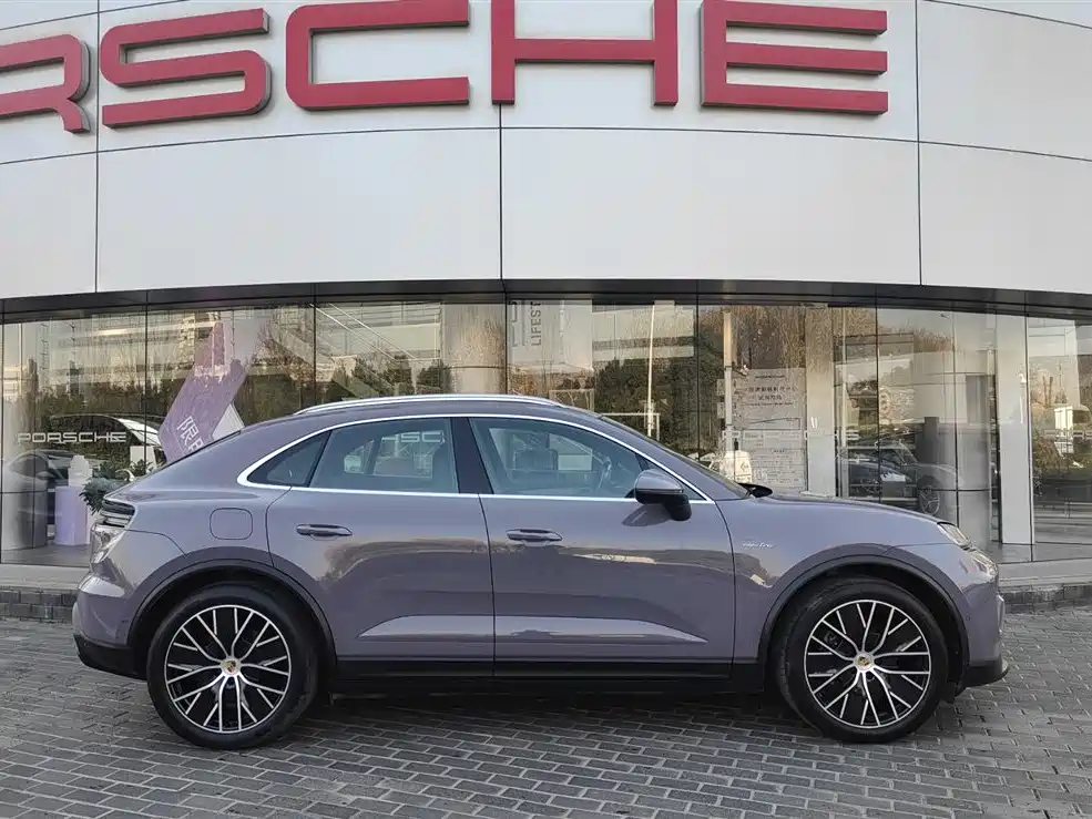 PORSCHE MACAN NEW ENERGY
