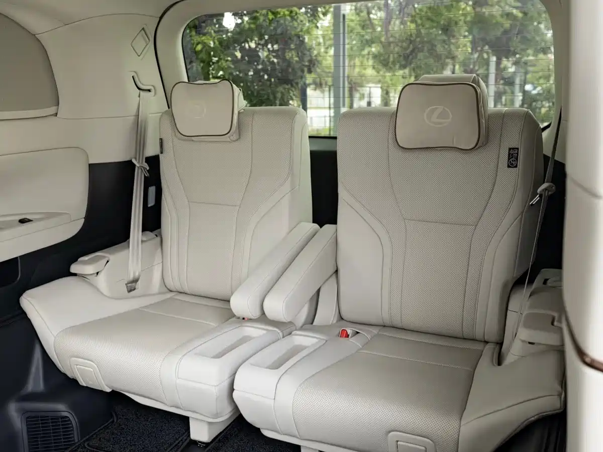 Lexus LM 2025 2023 500h 6-Seater Prestige Edition