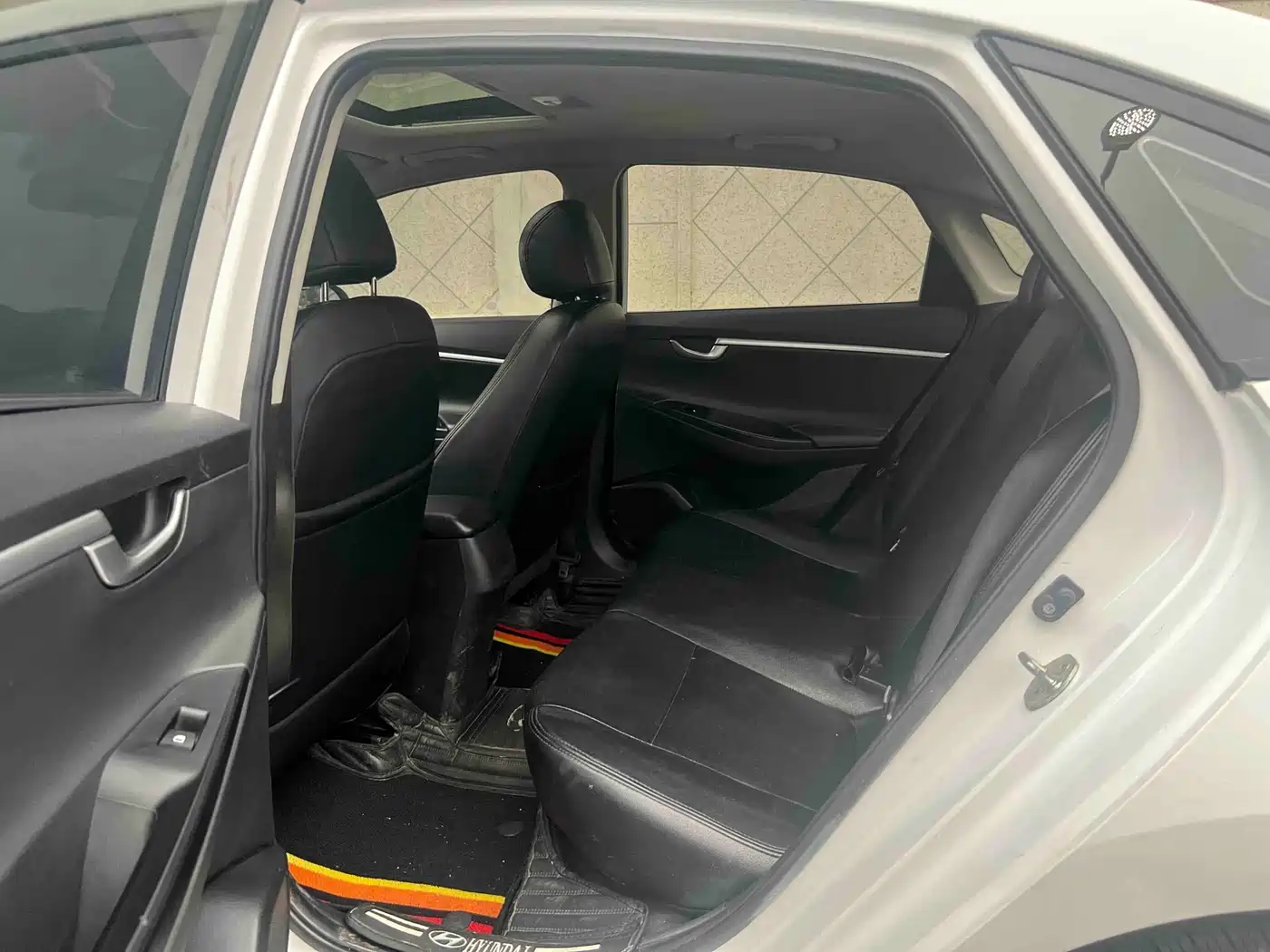 Hyundai Elantra 2017 1.6L Automatic Joy Value GLS фото 7