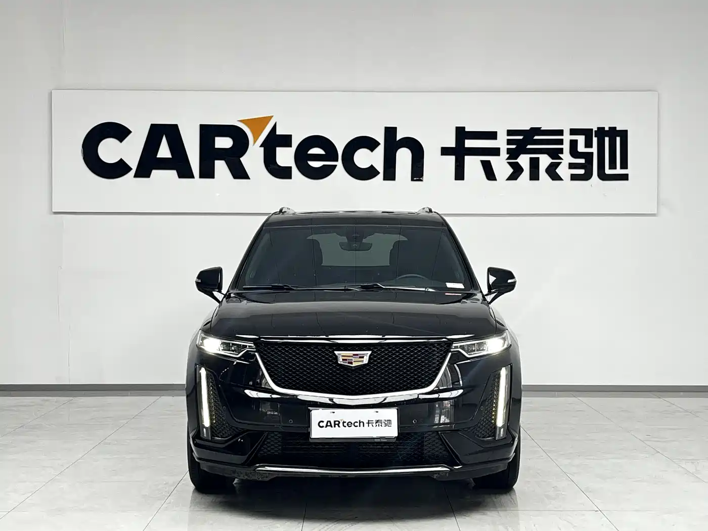 CADILLAC CT6
