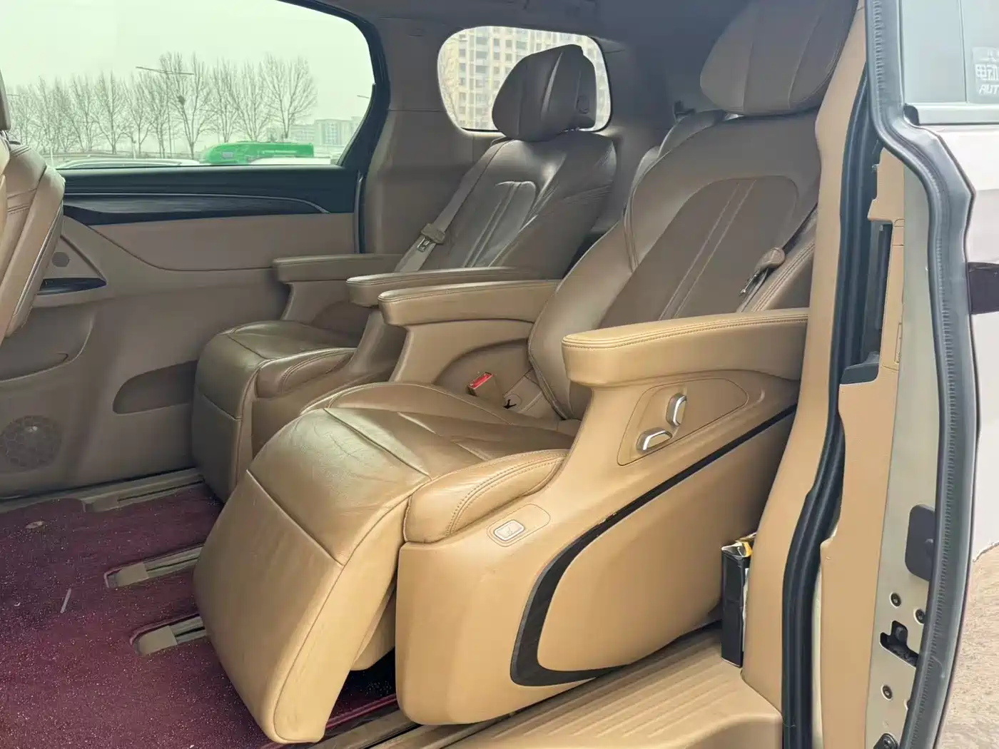 Buick GL8 2020 Model ES Landglory 653T Luxury фото 8