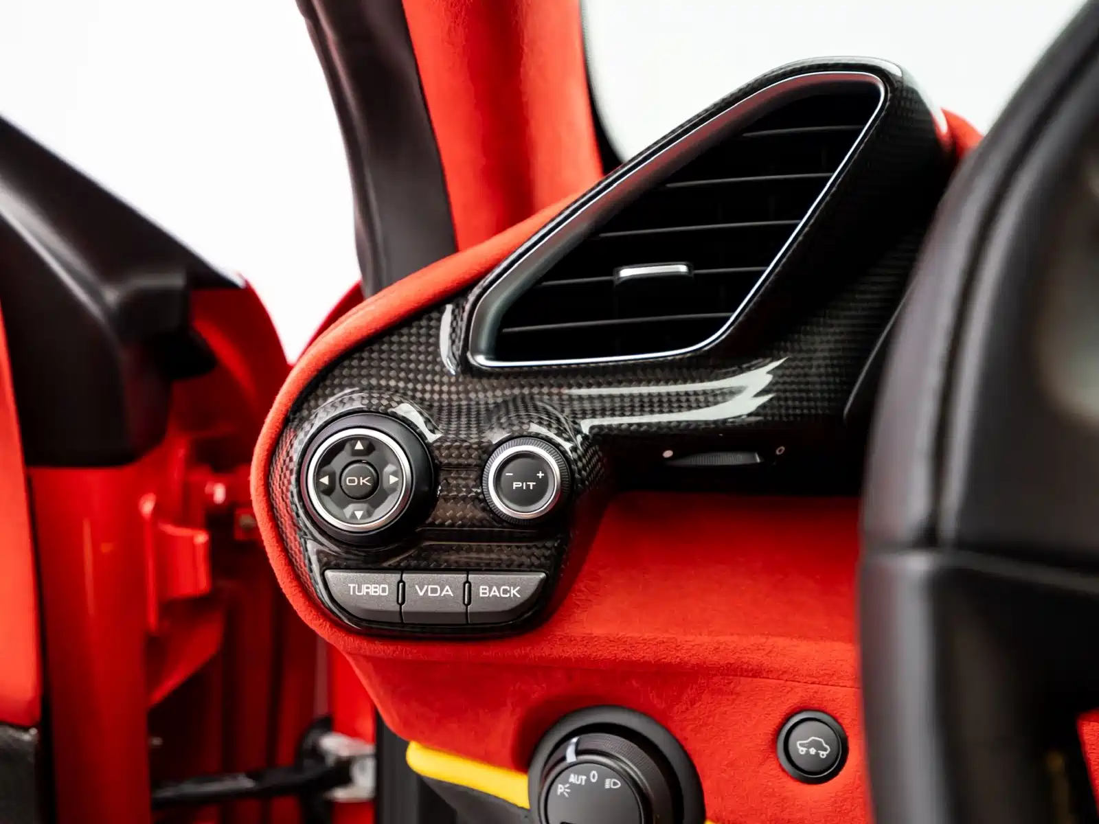 صورة 9 - Ferrari 488