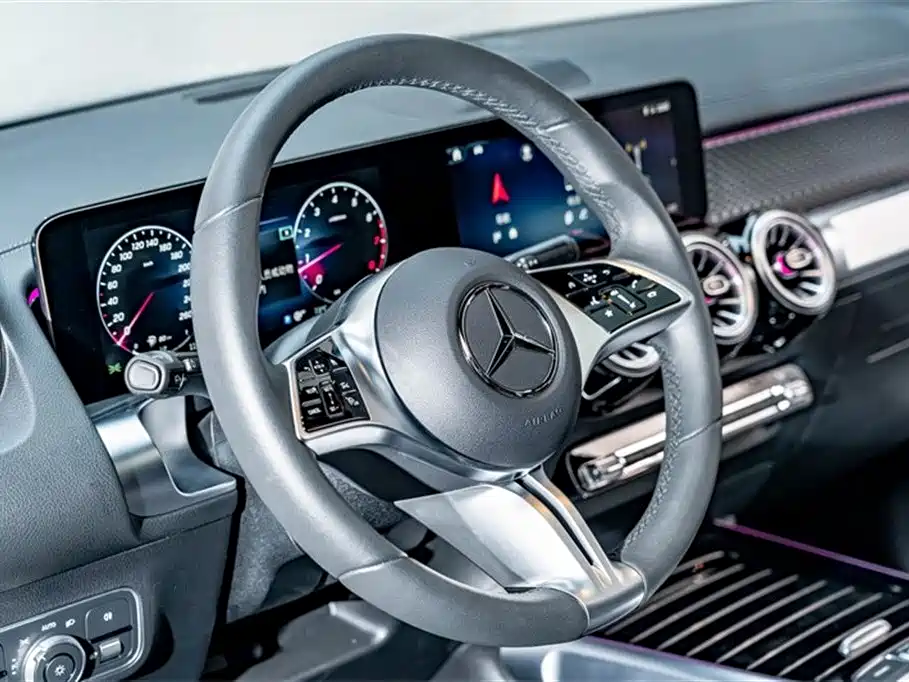 Mercedes-Benz GLB 2024 Facelift GLB 220 Style фото 11