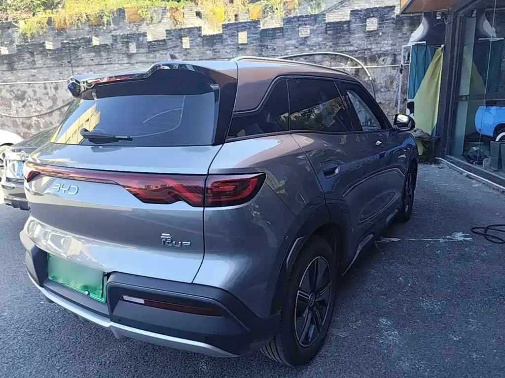 BYD Yuan UP 2025 2024 401KM Surpass Edition