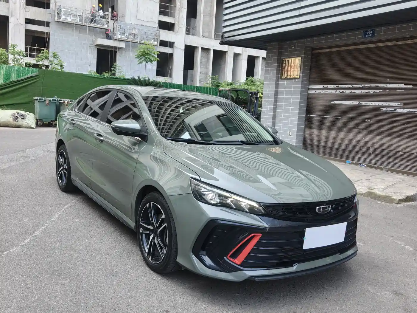 Фото 3 - Geely Binrui
