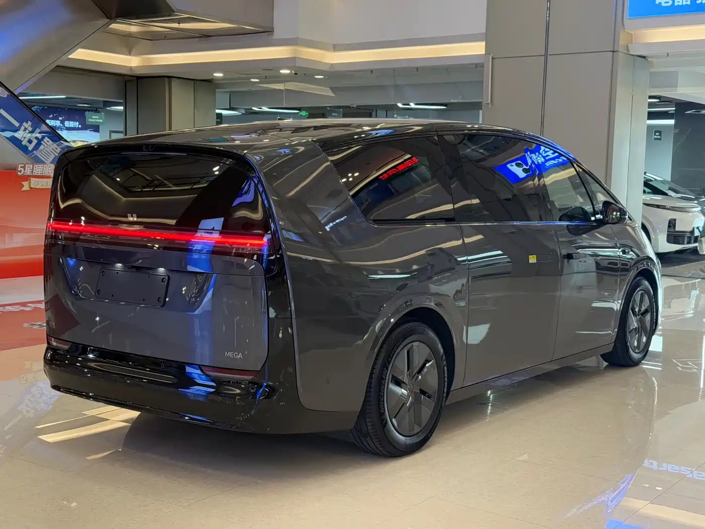 Li Auto MEGA 2024 2024 Ultra