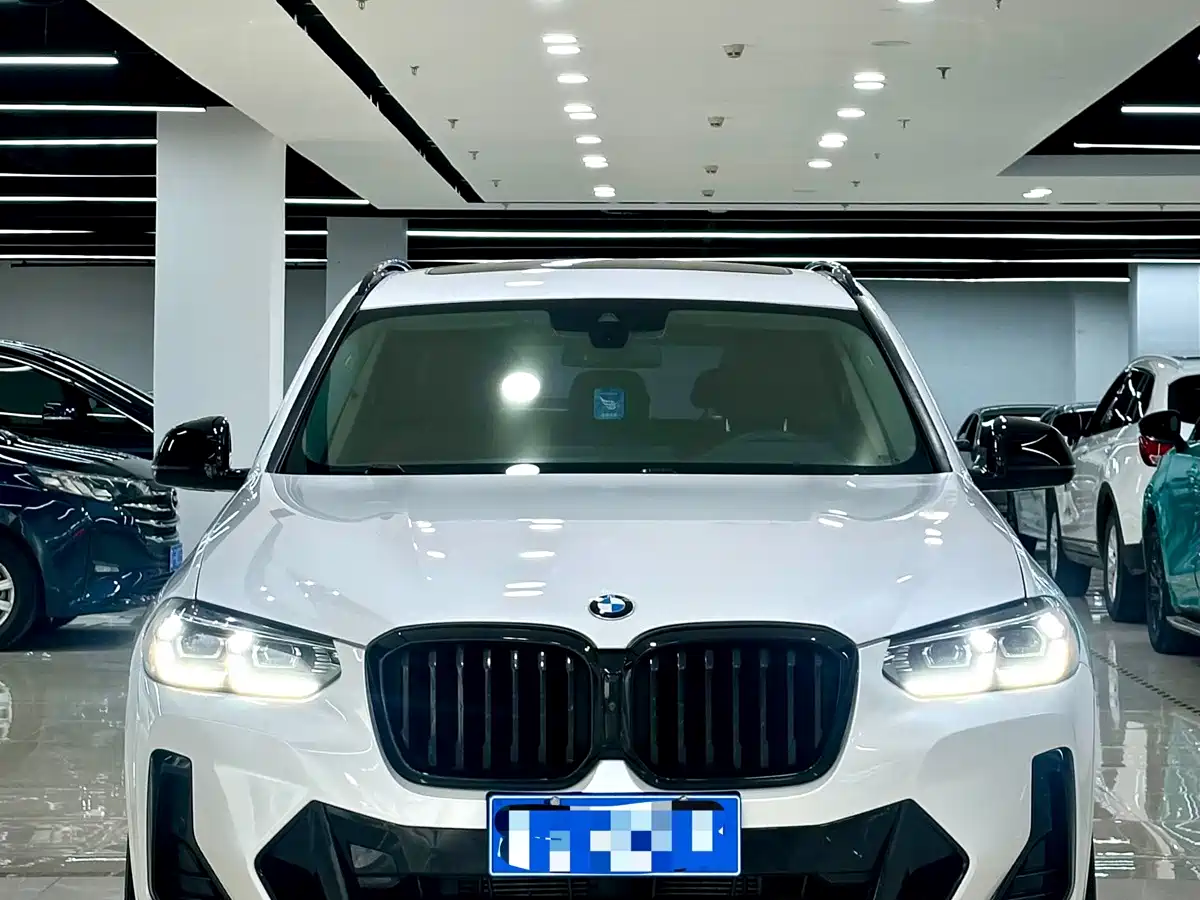 Фото 2 - BMW X3