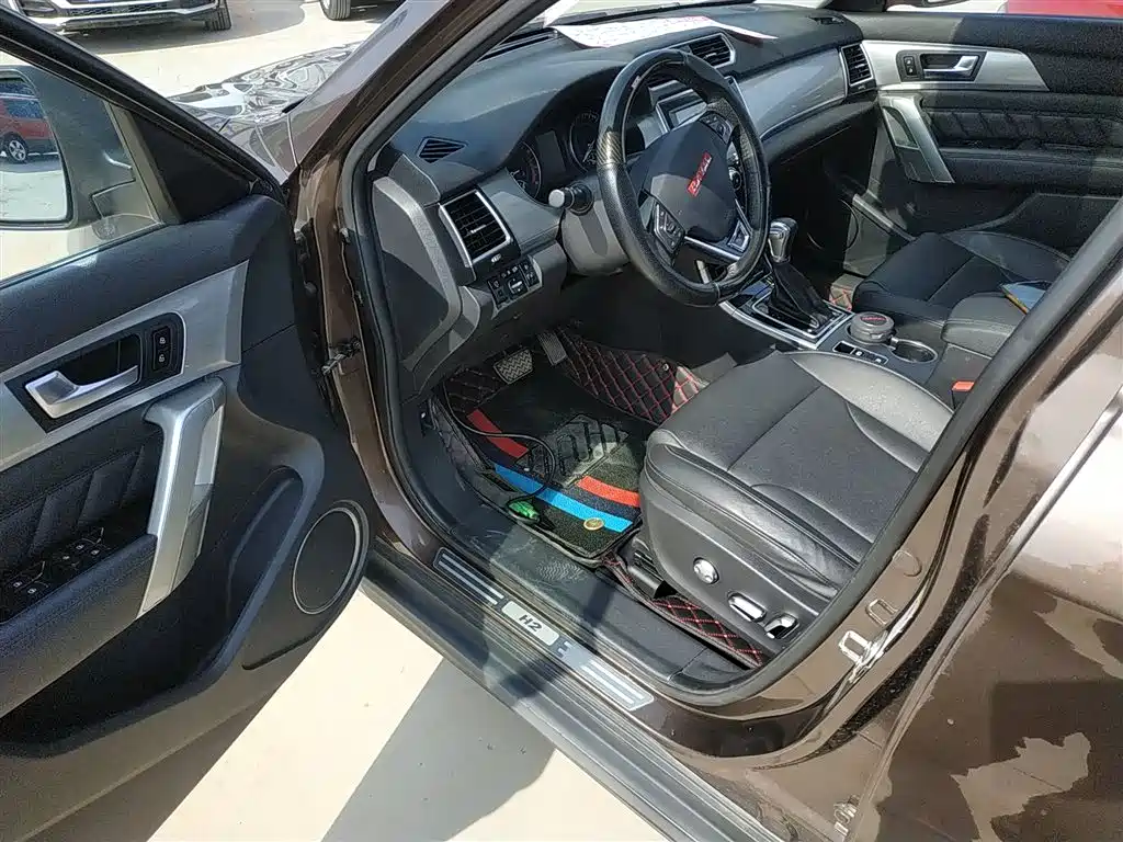 Haval H2 2015 1.5T Automatic 2WD Premium Edition фото 12