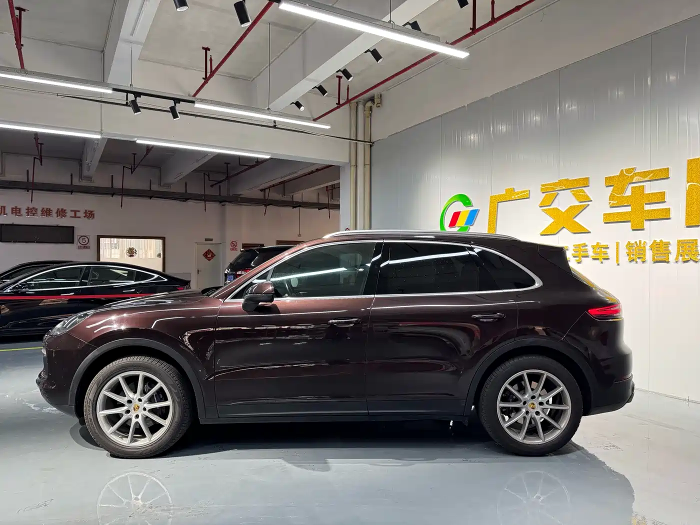 Porsche Cayenne 2018 Cayenne 3.0T фото 9