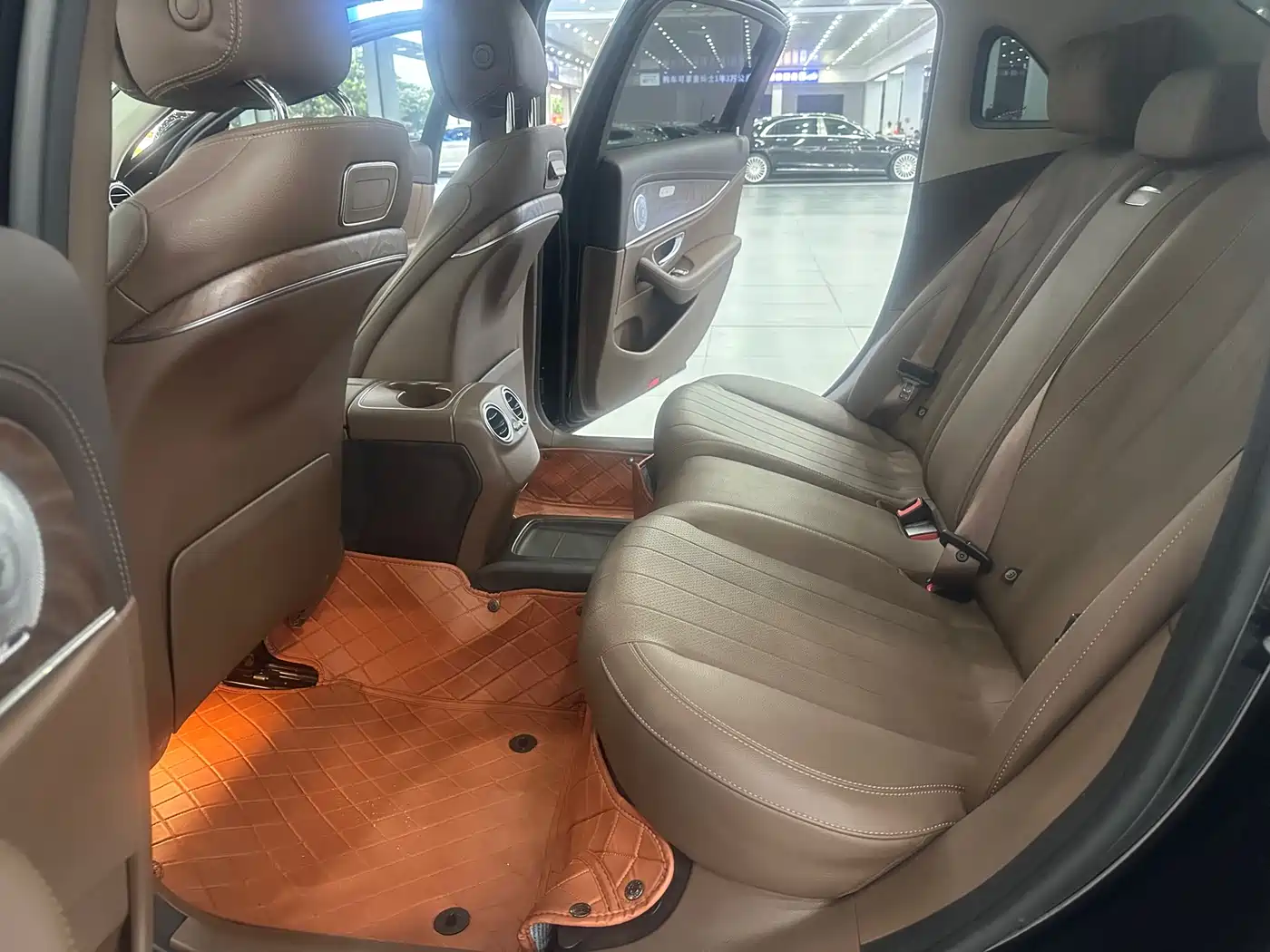 Mercedes-Benz E-Class 2020 Facelift E 300 L Fashion фото 14