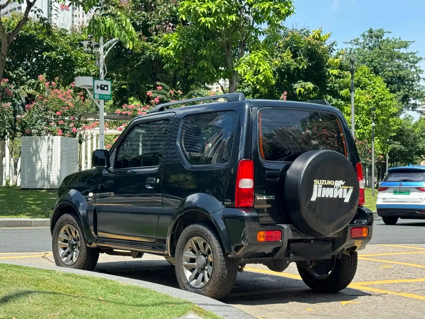 Photo 14 - Suzuki Jimny (Import)