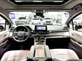 صورة 11 - Toyota Sienna