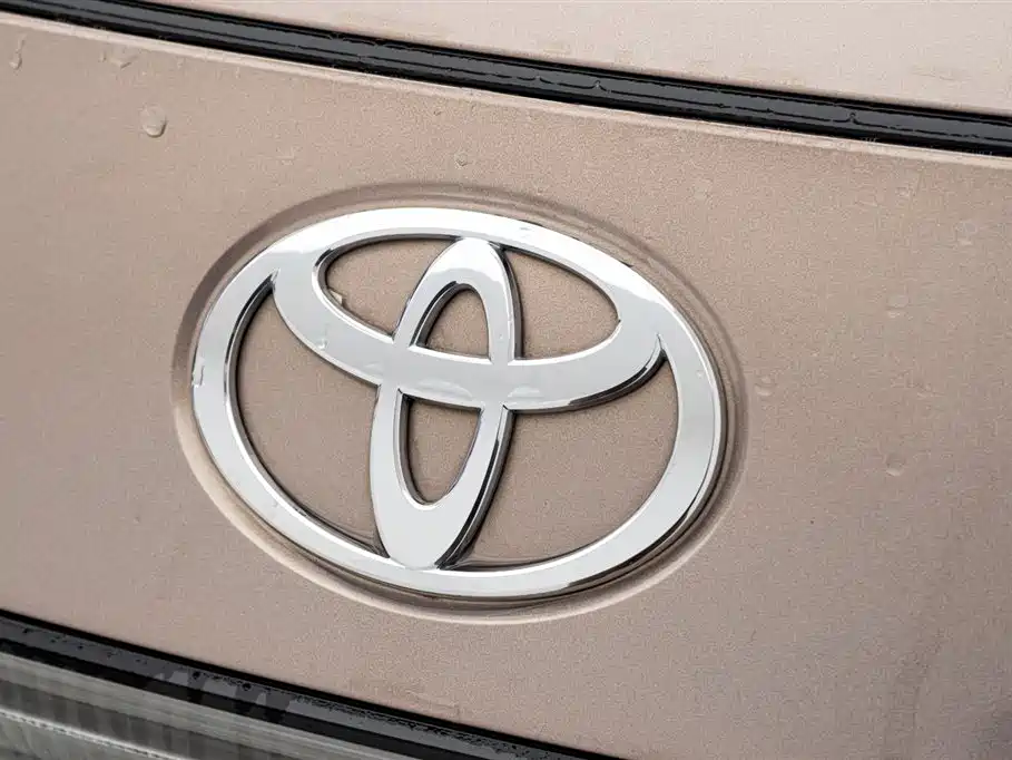 Toyota bZ3 2023 616km Long Range Premium фото 9