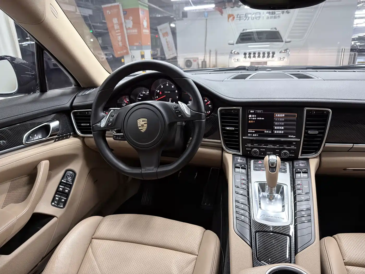 Porsche Panamera 2013 Panamera 4 Platinum Edition 3.6L фото 18