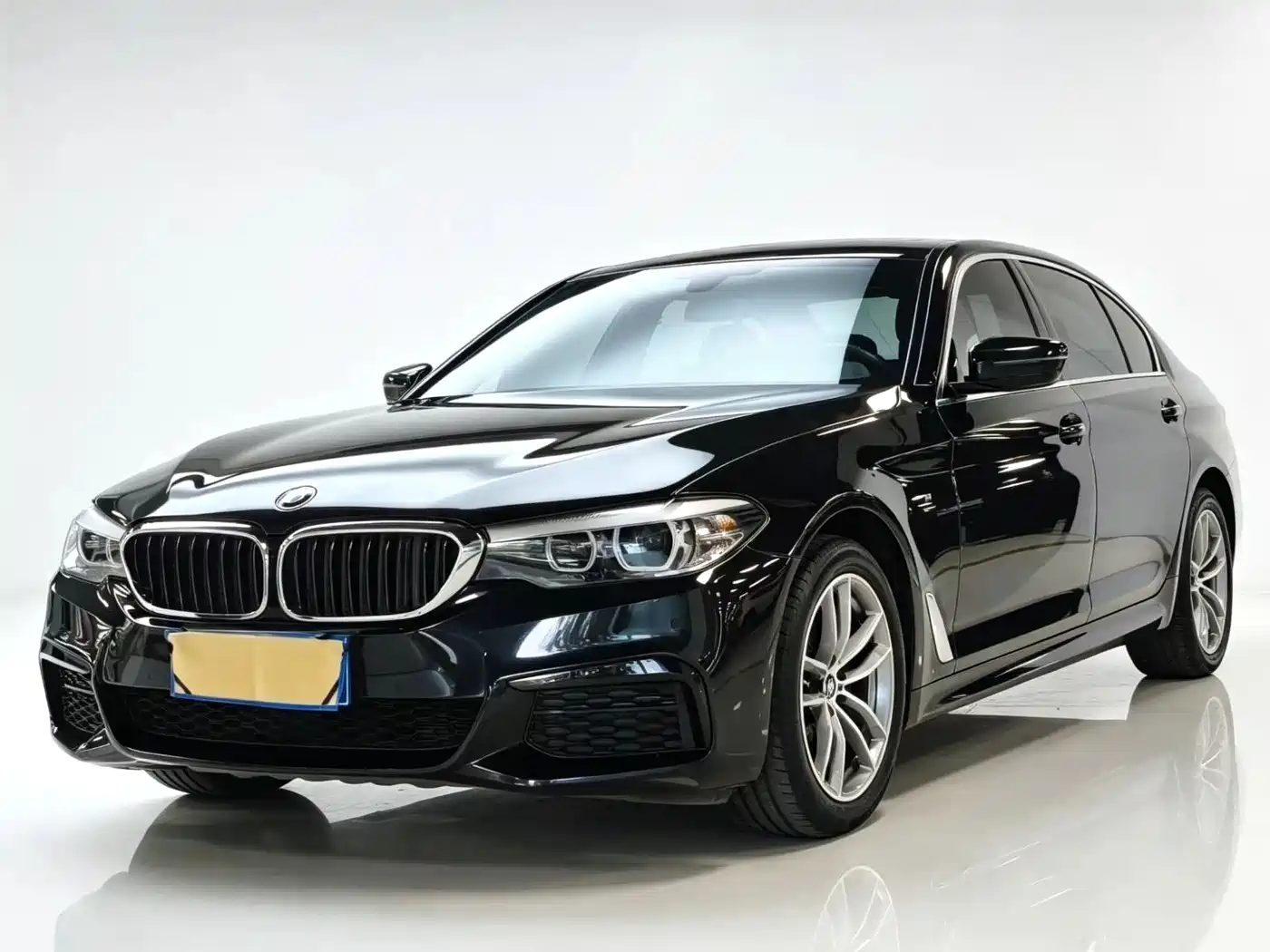 BMW 5 Series 2020 525Li M Sport Package