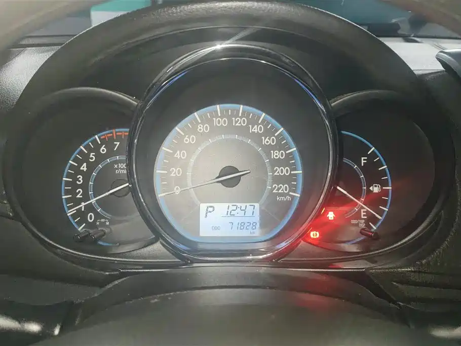 Toyota Vios 2014 1.3L Automatic Stylish Edition фото 14
