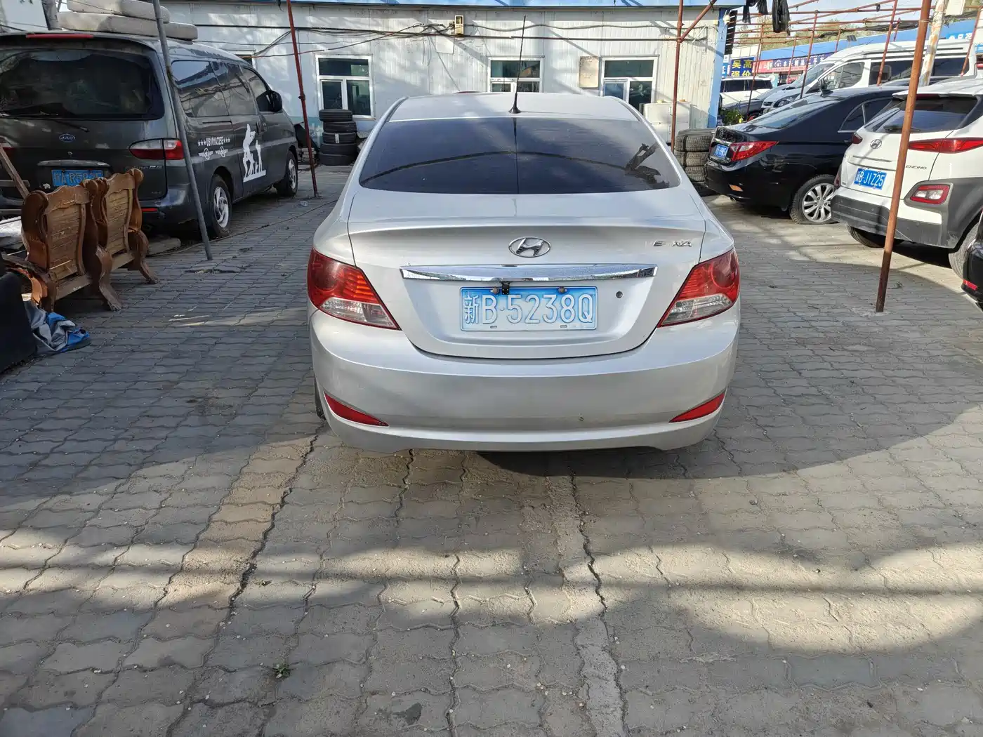 Hyundai Verna 2013 Sedan 1.4L Automatic Standard GL фото 6