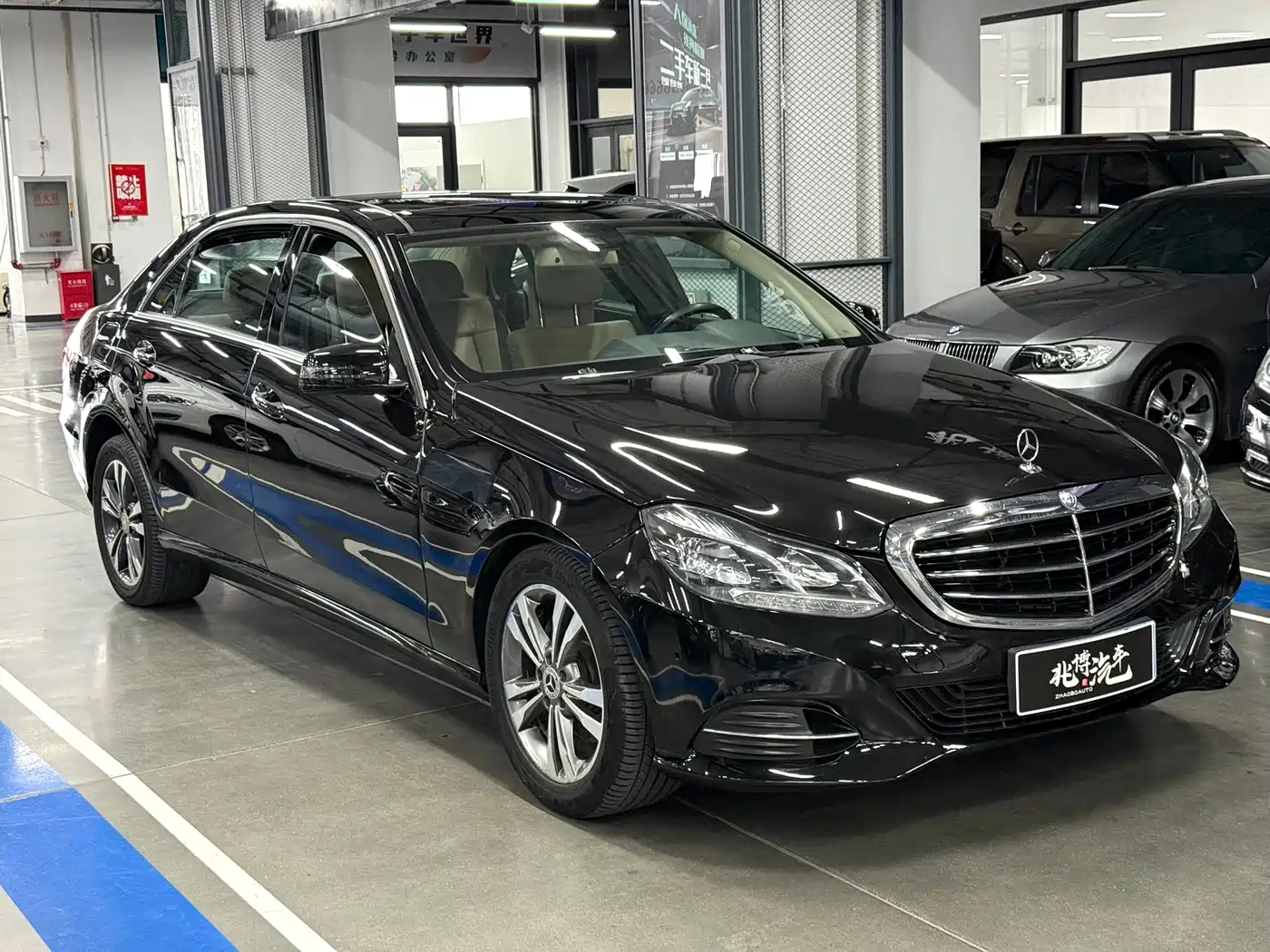 Mercedes-Benz E-Class 2010 E 300 L Fashion фото 3