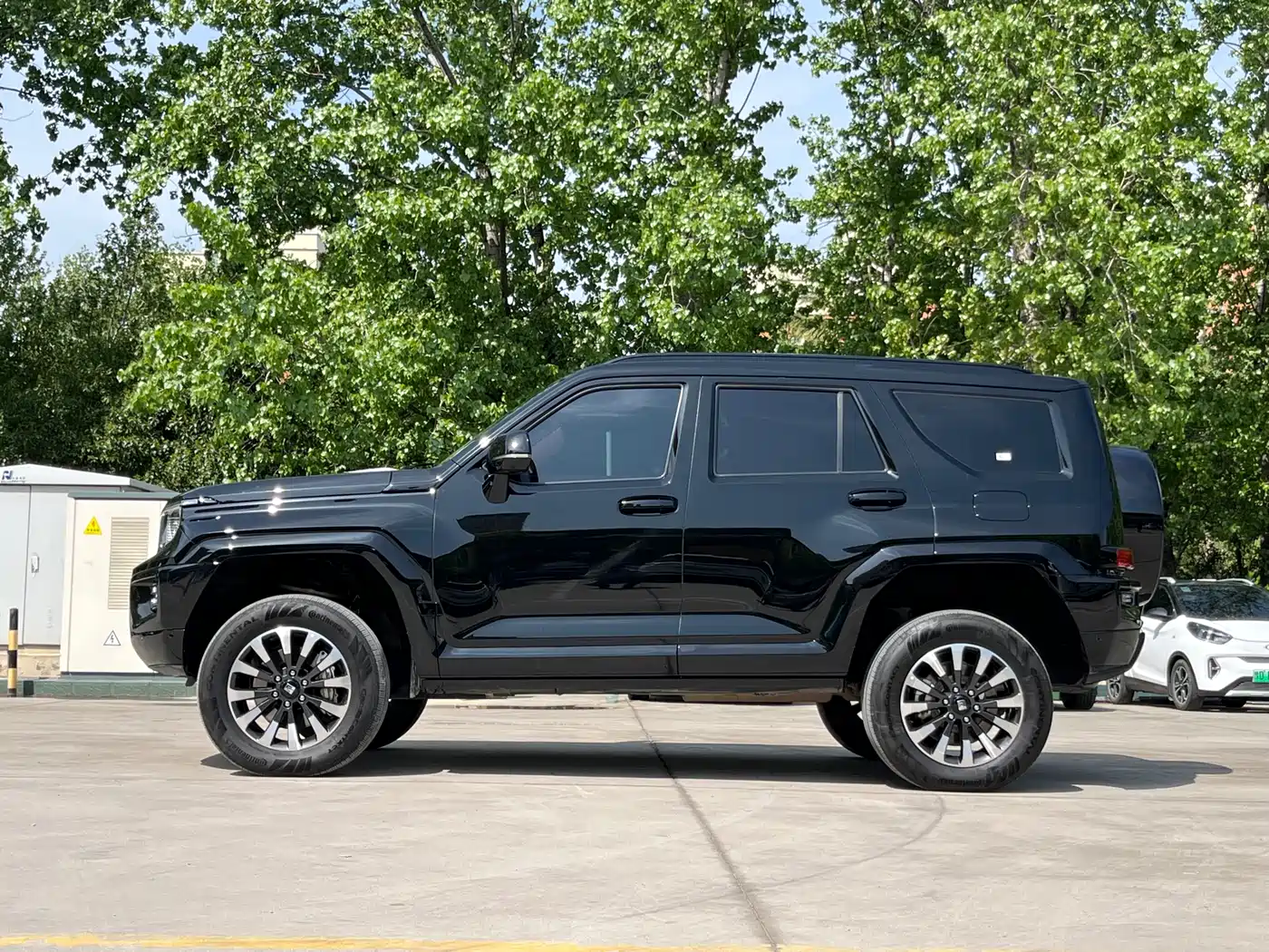 TANK TANK 700 NEW ENERGY