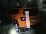 Photo 23 - Jeep Renegade