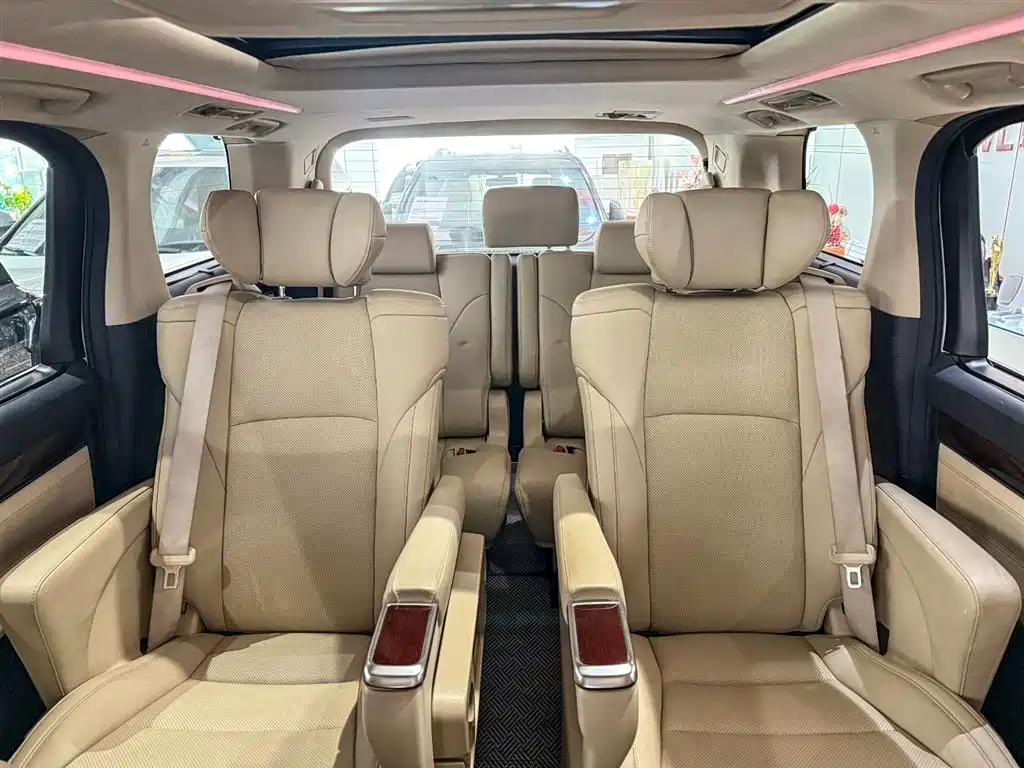Toyota Alphard 2015 3.5L Luxury Edition фото 12
