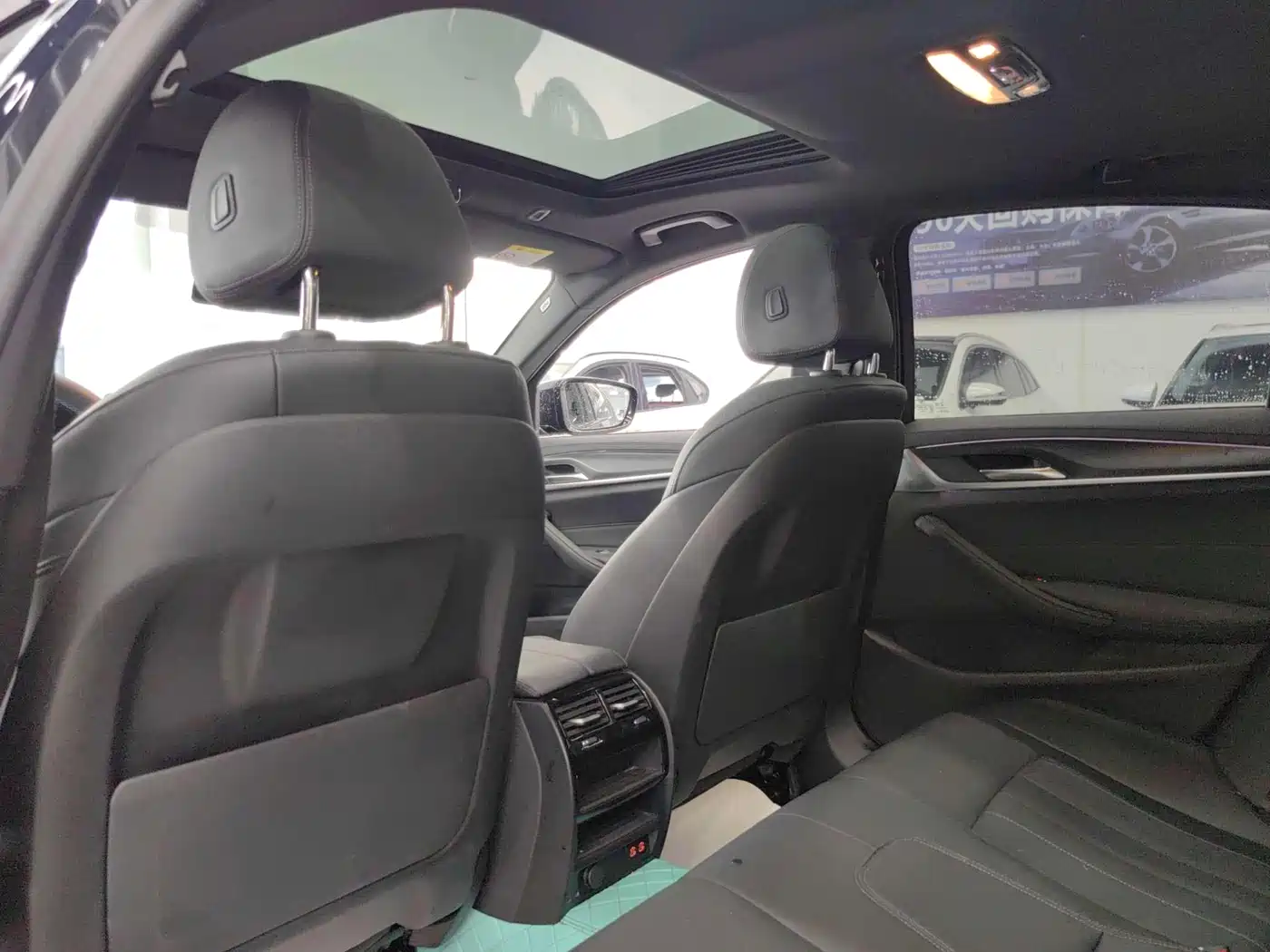 BMW 5 Series (Import) 2022 525i M Sport Package фото 8
