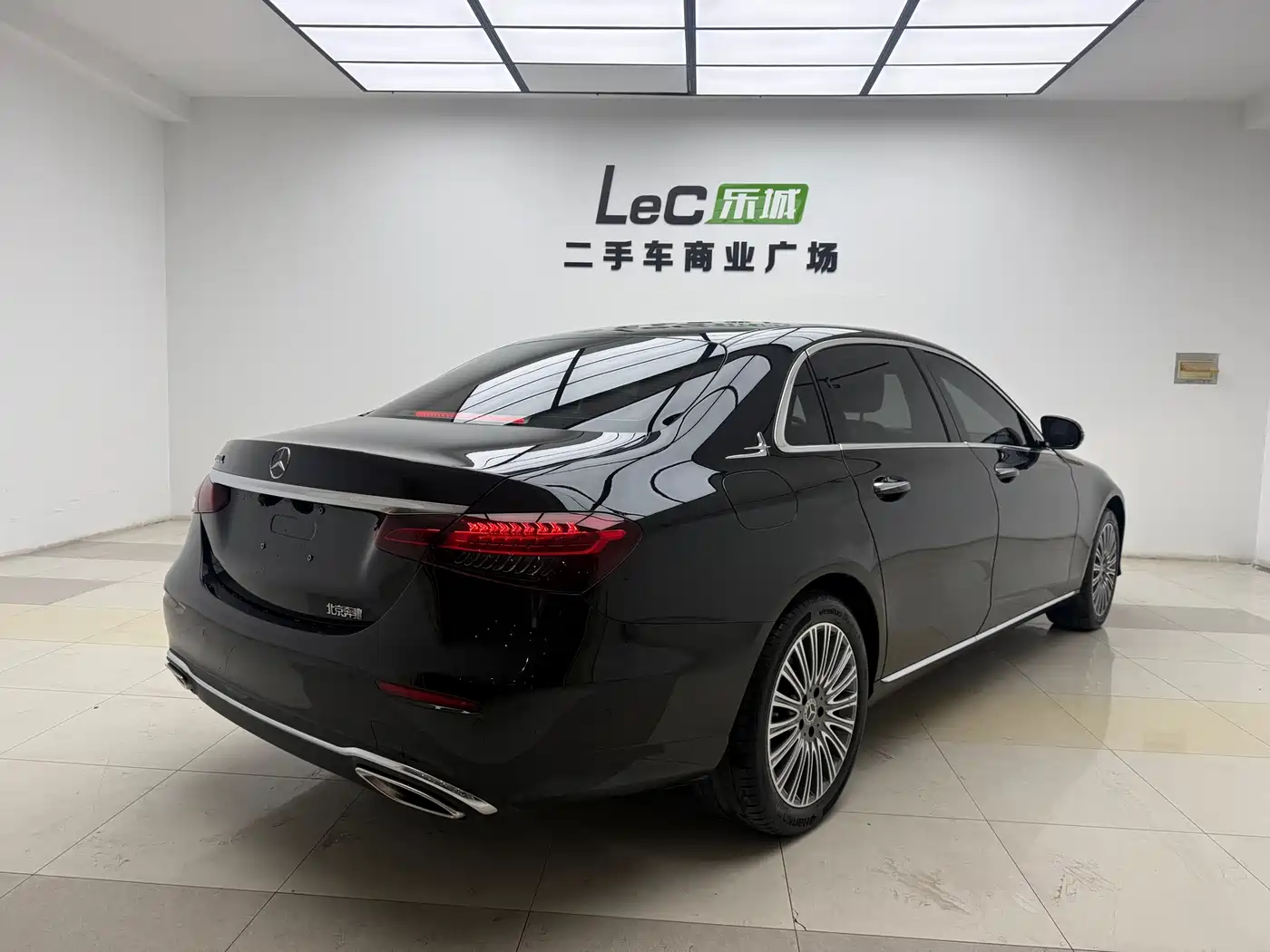 Mercedes-Benz E-Class 2021 E 300 L Fashion фото 5