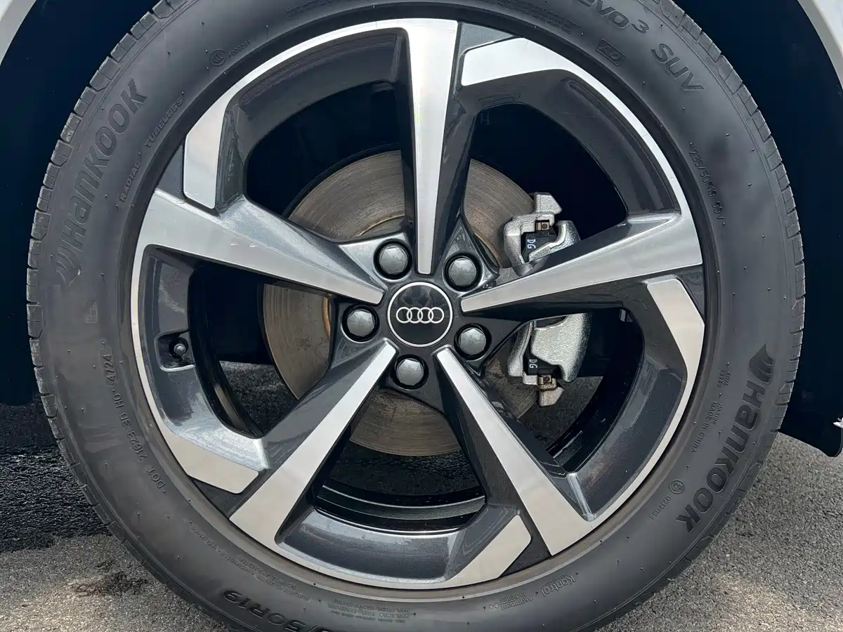 Audi Q3 2025 2025 quattro 45th Anniversary Edition 35TFSI Fashion Dynamic