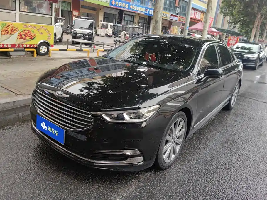 2021 Ford Taurus