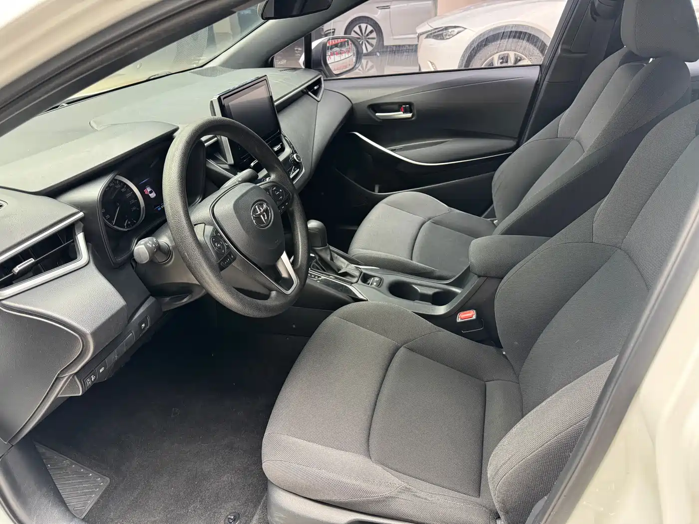 Toyota Levin 2022 Dual Engine 1.8H E-CVT Leading Edition фото 5