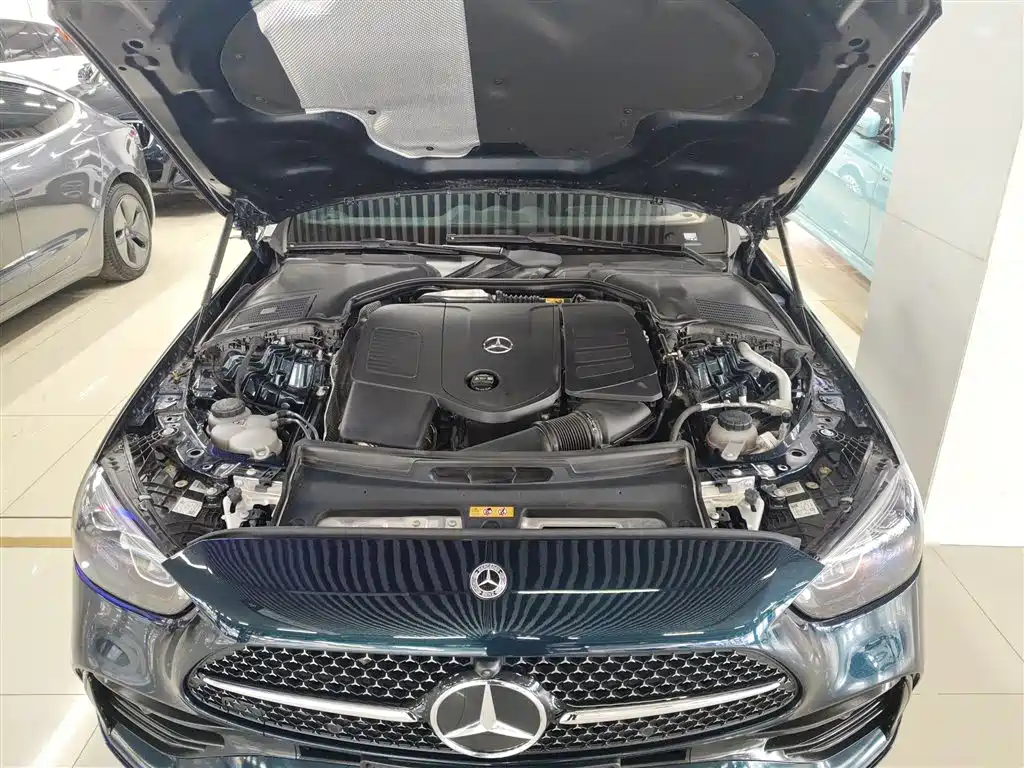 Mercedes-Benz C-Class 2024 Second Facelift C 260 L Night Edition Sport фото 20