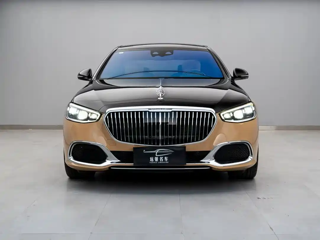 Mercedes-Benz Maybach S-Class 2022 S 680 4MATIC Virgil Abloh Limited Edition фото 2