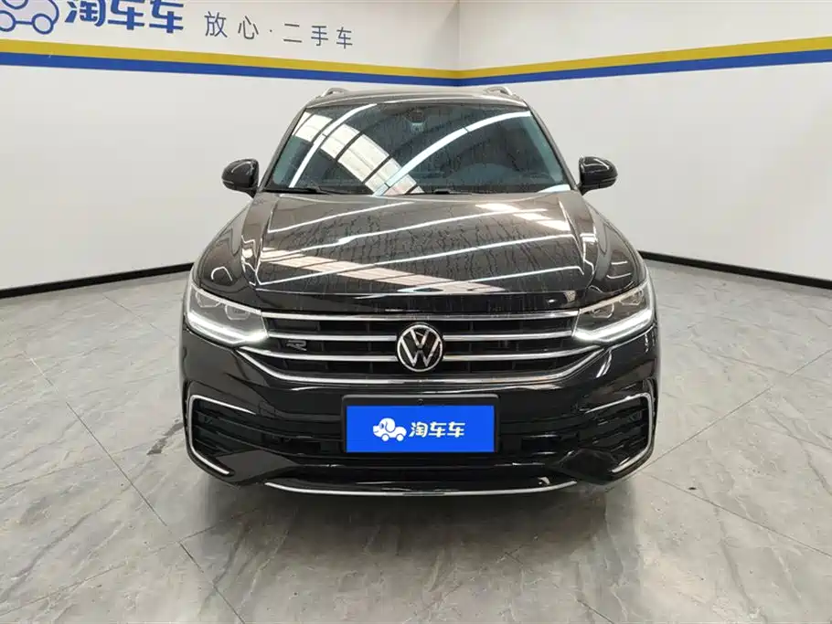 Volkswagen Tiguan L 2023 Facelift 330TSI Auto FWD R-Line Premium фото 2