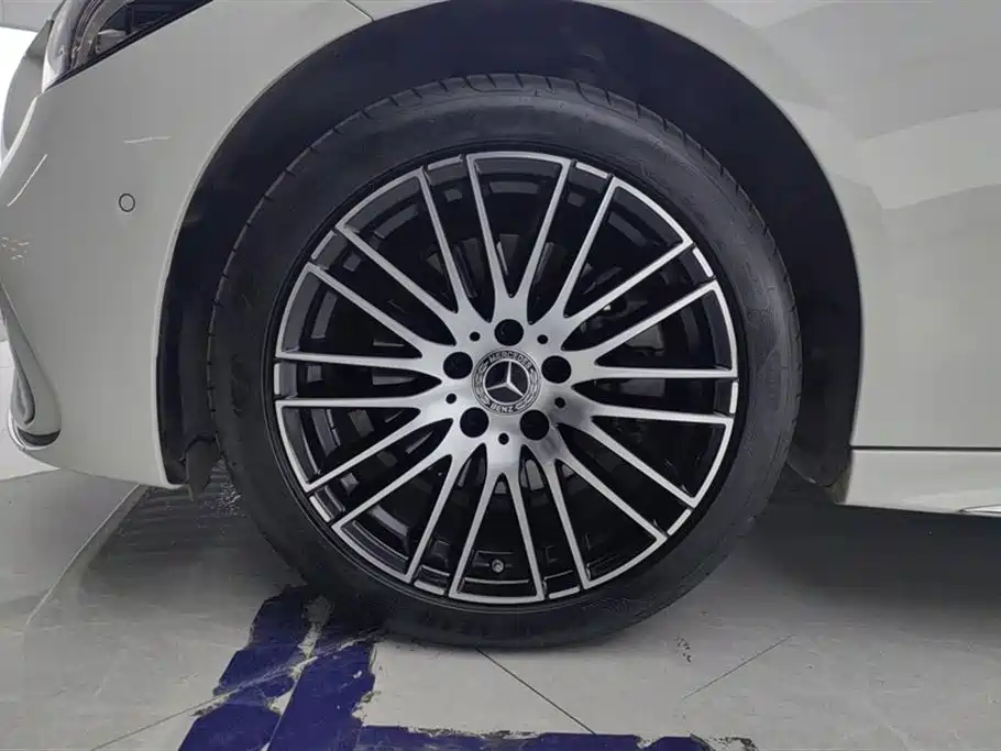 Mercedes-Benz C-Class 2024 C 200 L Sport Edition фото 6