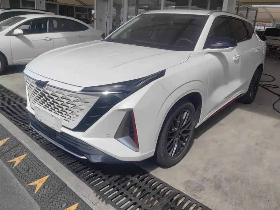 Changan Oshan Z6 2023 2022 Blue Whale 1.5T DCT Intelligent Premium