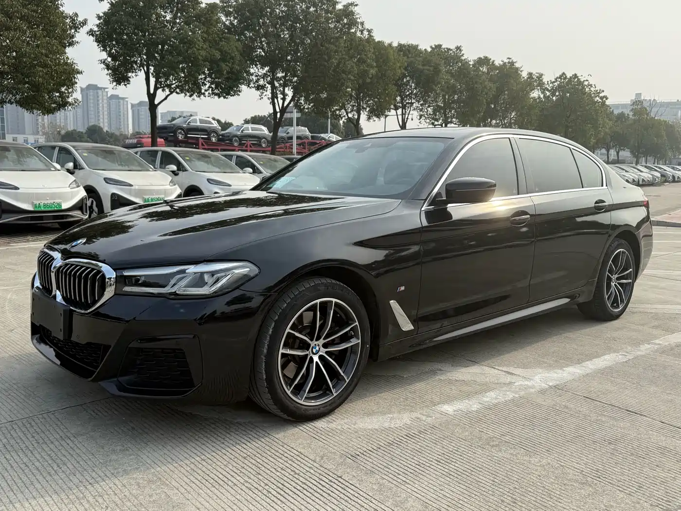 BMW 5 Series 2022 525Li M Sport Package