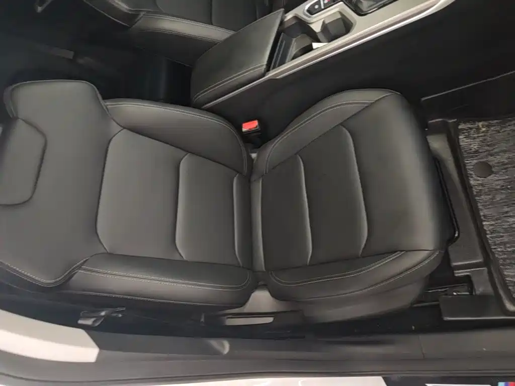 Geely Emgrand 2025 2025 4th Gen 1.5L CVT Soaring Dragon Edition