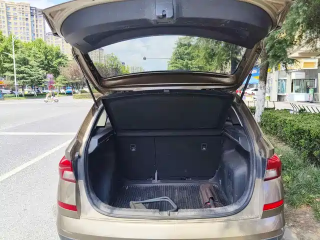 Škoda Kamiq 2018 1.5L Automatic Comfort Version China V — фото 5