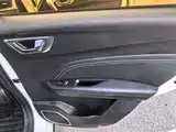 Фото 16 - Geely Vision X3