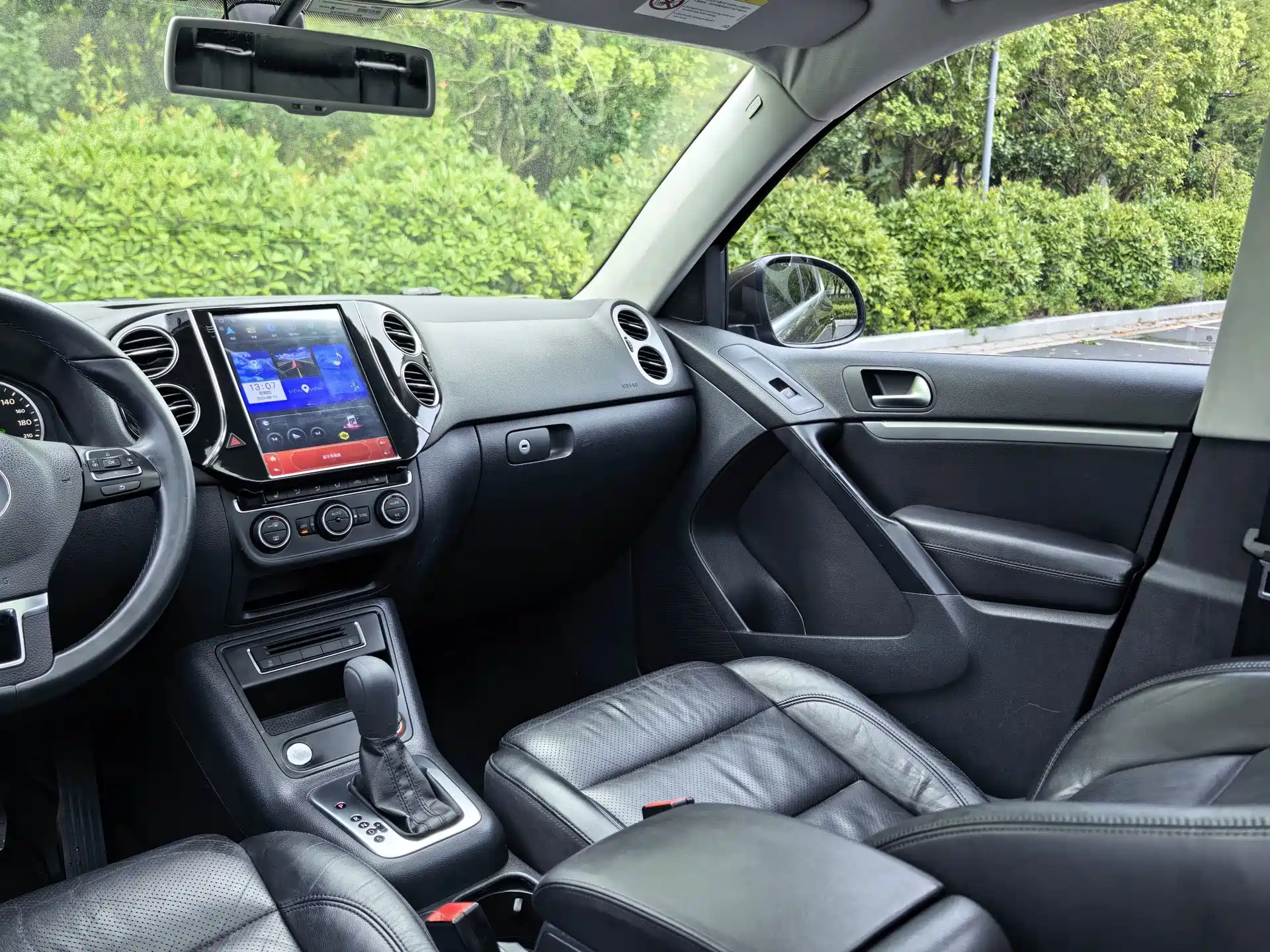 Фото 16 - Volkswagen Tiguan
