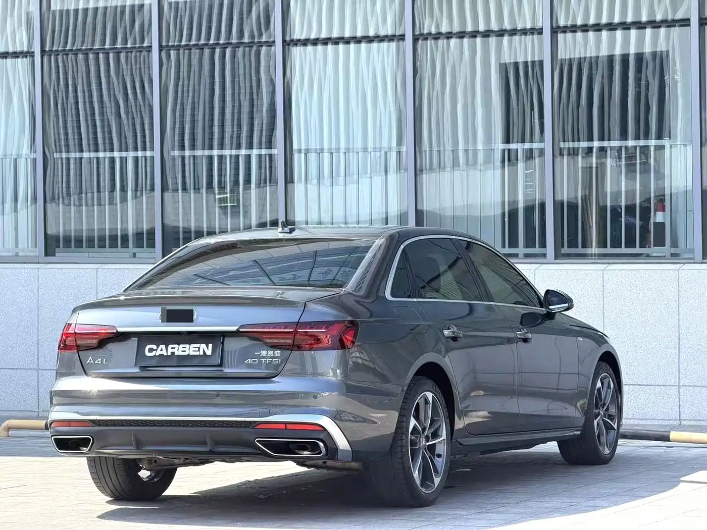 Фото 11 - Audi A4L