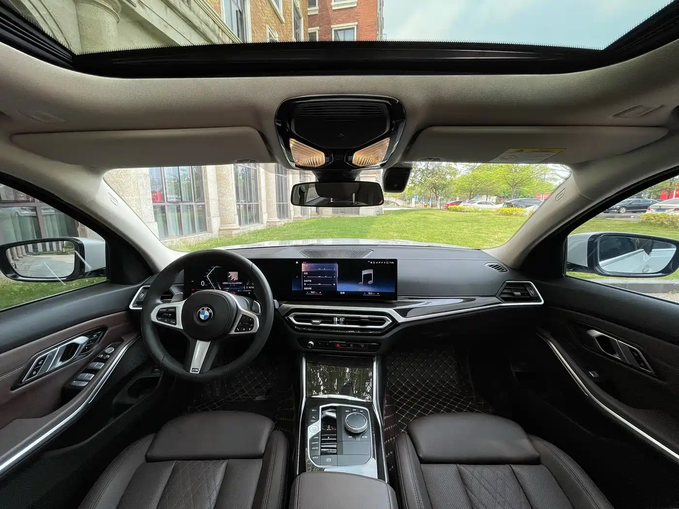 BMW 3 Series 2023 325Li M Sport Package фото 16