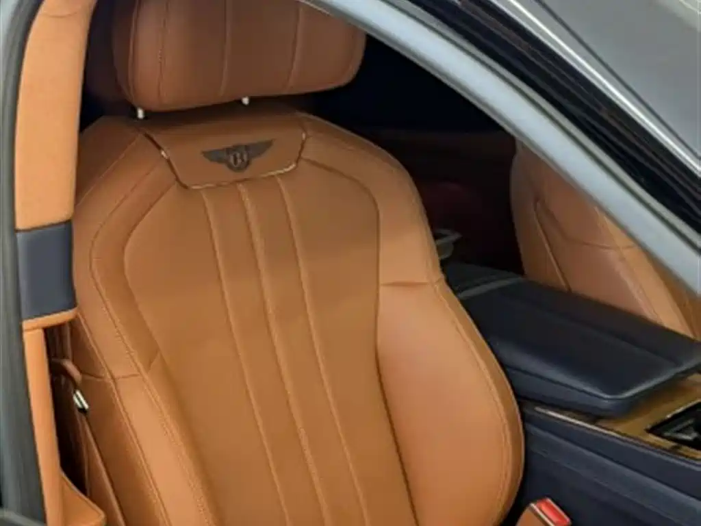 BENTLEY FLYING SPUR PLUG IN HYBRID