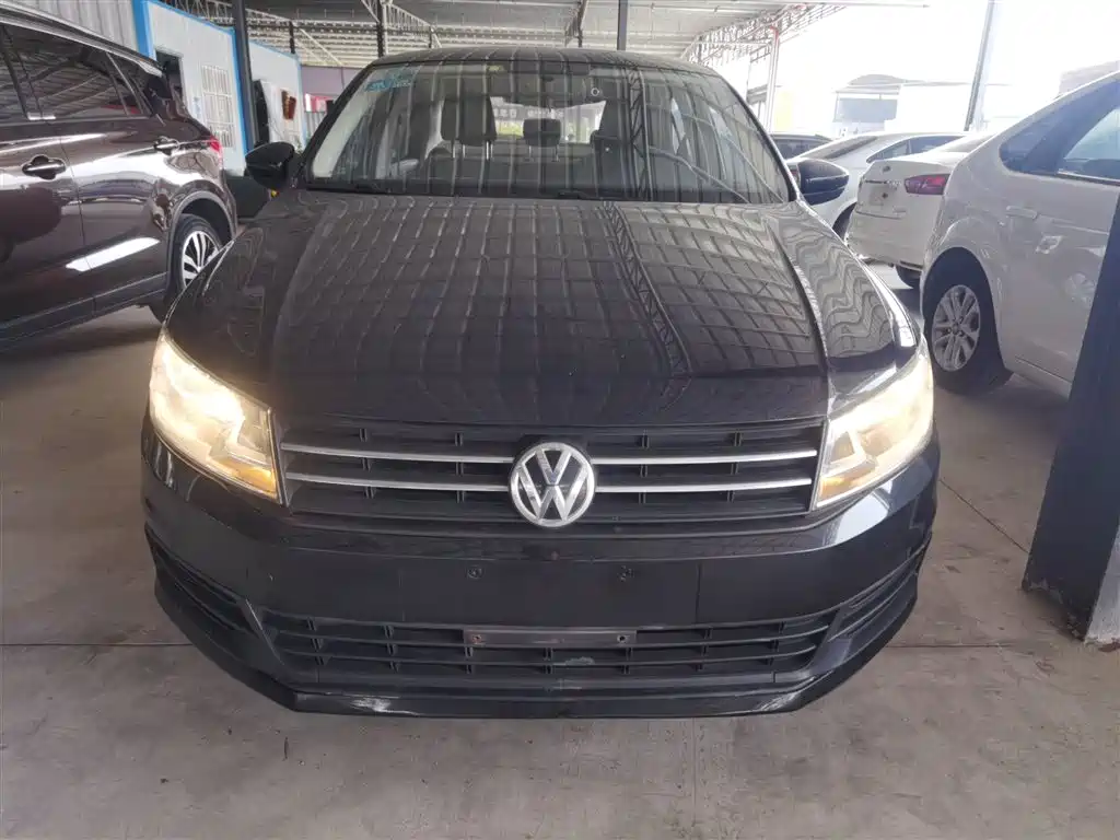 Volkswagen Santana 2016 1.6L Manual Trend Edition фото 3